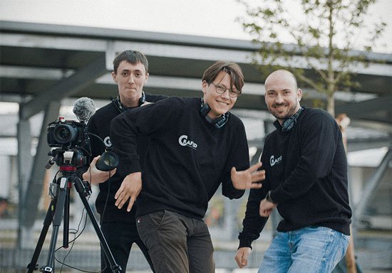Crafted Film Team bei der Filmproduktion – professionelles Kreativnetzwerk aus Kameraleuten, Cuttern und Regisseuren