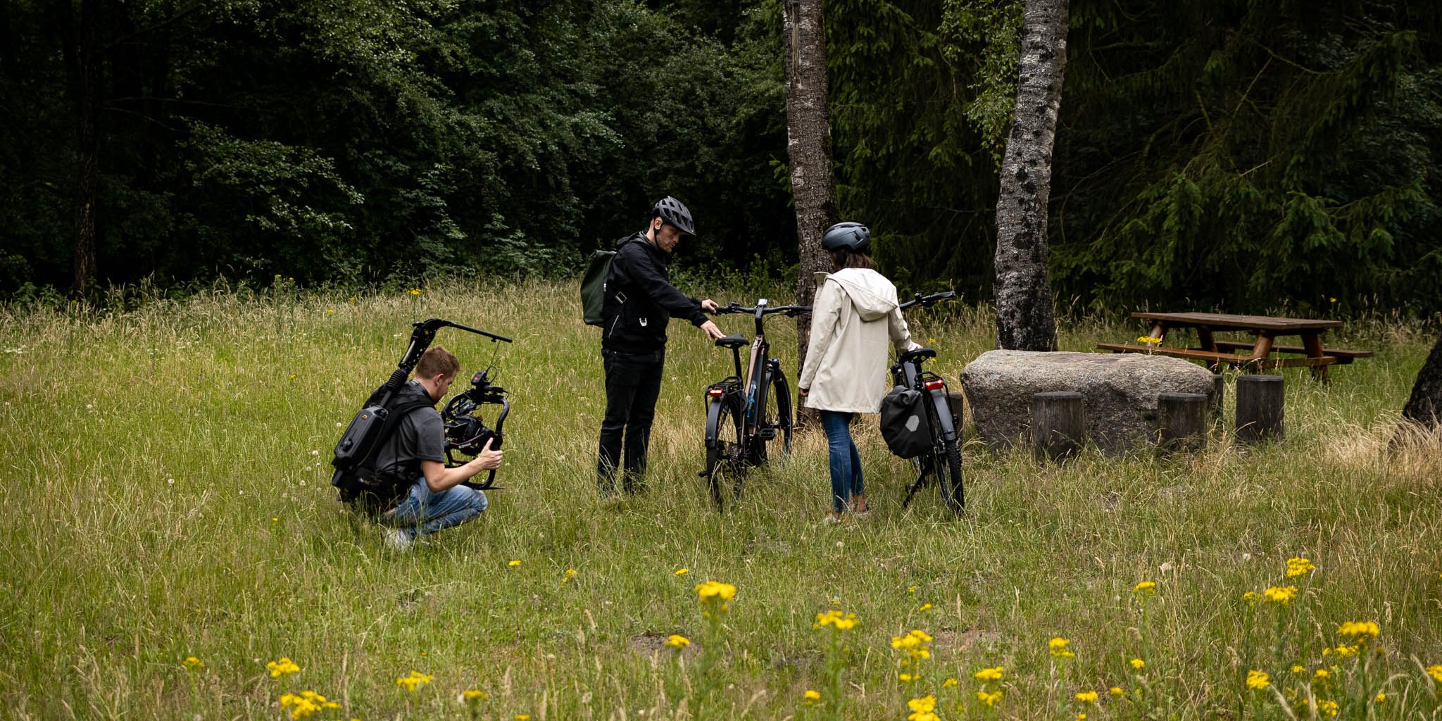 Werbefilm vs. Social Media – Crafted Film erklärt den Unterschied für Unternehmen, die auf professionelle Videoproduktion setzen